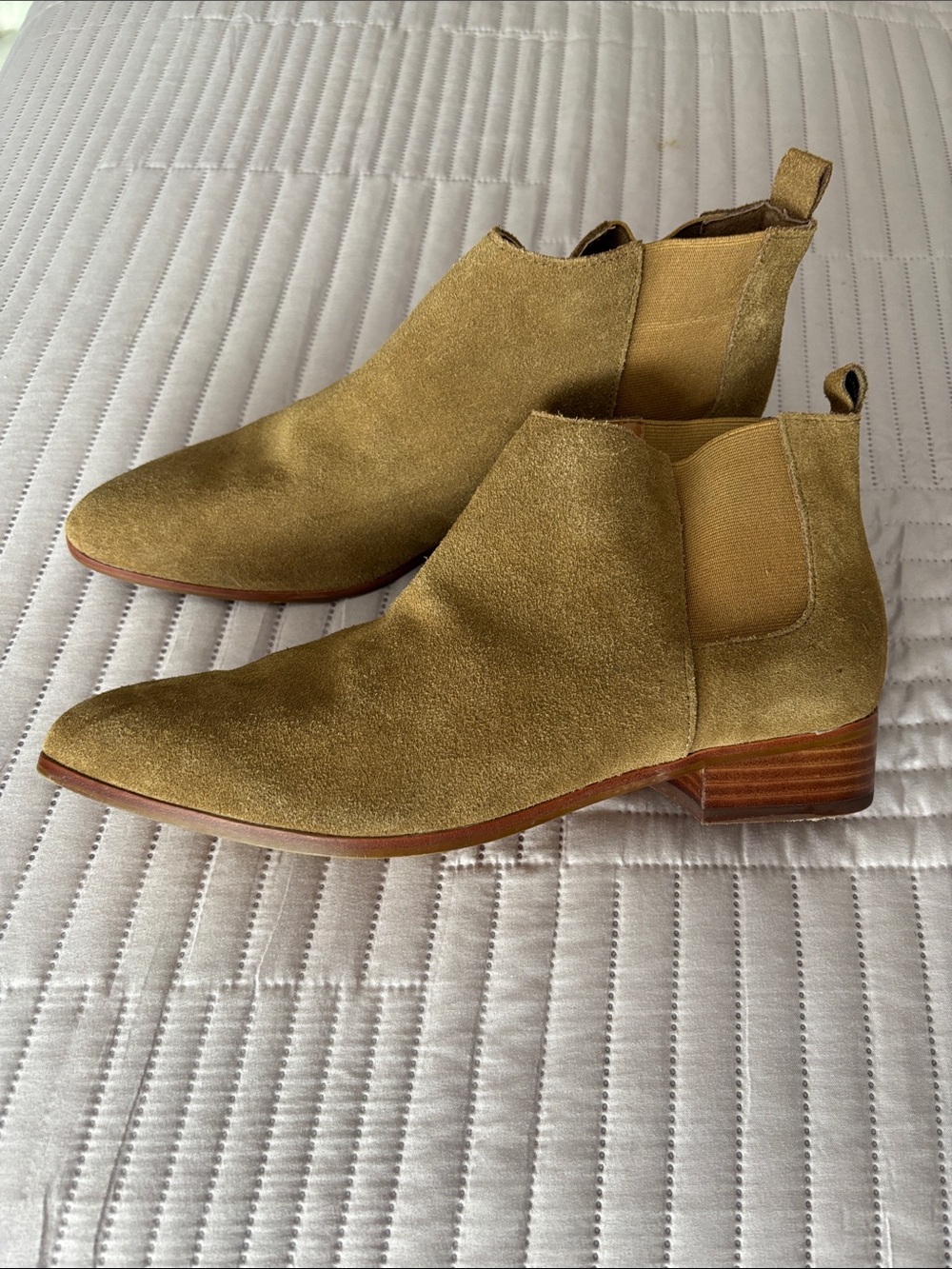 GAP Tan Suede Chelsea Booties